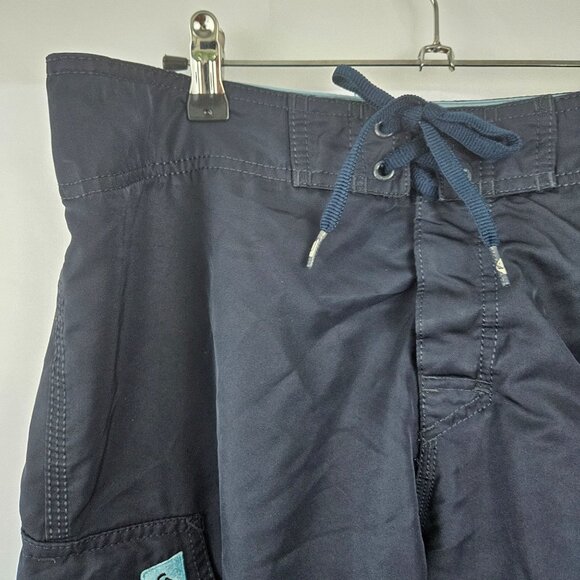 Quiksilver Men's Navy Blue Cargo Board Shorts Size 33 Swim - Picture 3 of 9